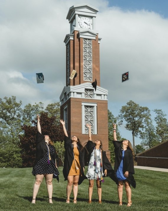 gallery/pexels-the-happiest-face-)-2667185